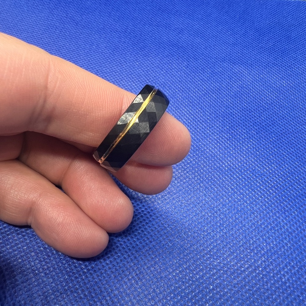 Tungsten ring